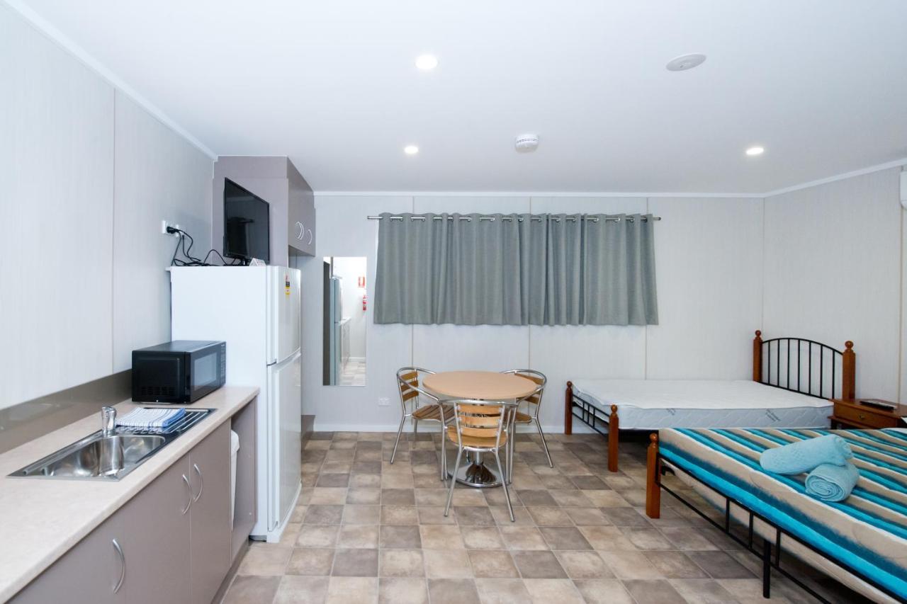 Paringa Caravan Park Renmark Buitenkant foto